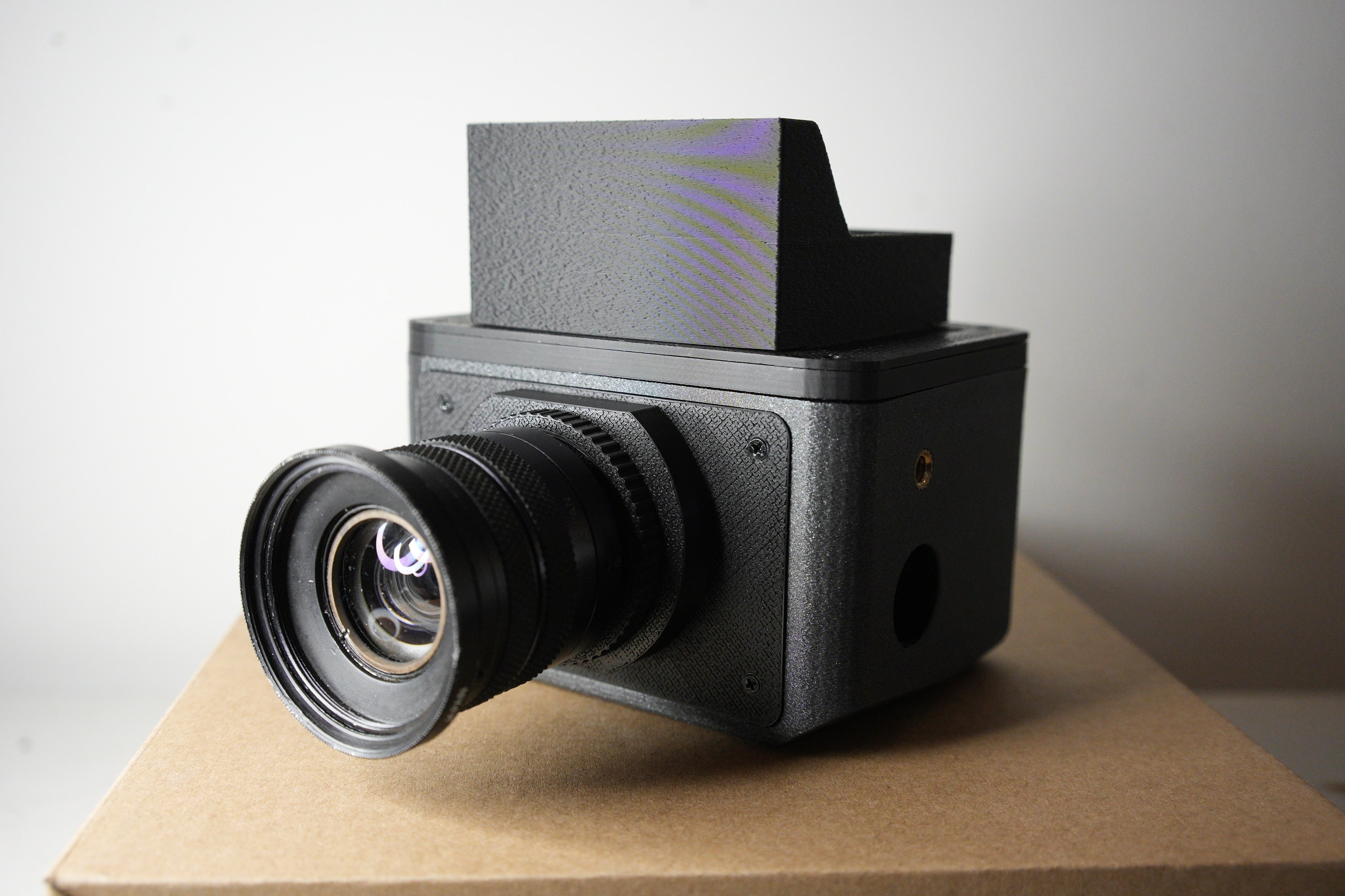 Monochrome Waist Level Camera